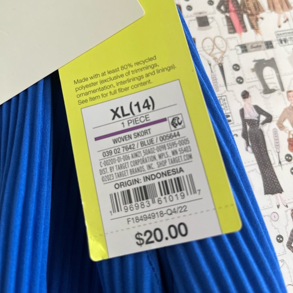 All in Motion skort 🖤 - Picture 6 of 6